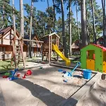 Spacious Homes Near The In Feriehus *